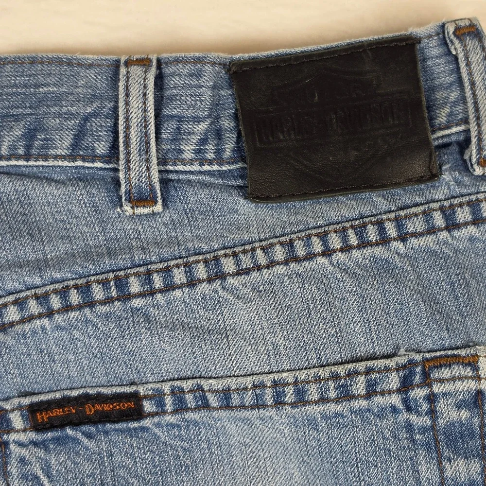 Harley Davidson Mens Relaxed Leg Jeans Light Wash‎ Denim Blue 38x34 A6319